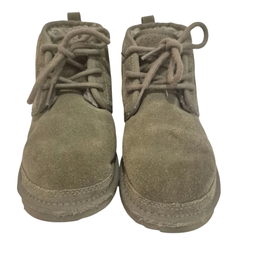 UGG Neumel Burnt Olive Green Sheepskin Suede Ankle Boots Youth Kids Size 1